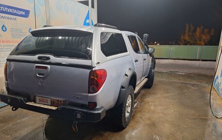 Mitsubishi L200 IV рестайлинг, 2011 год, 2 500 000 рублей, 7 фотография