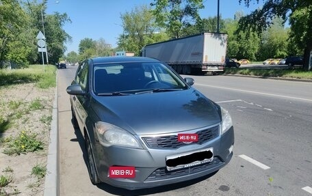 KIA cee'd I рестайлинг, 2010 год, 750 000 рублей, 2 фотография