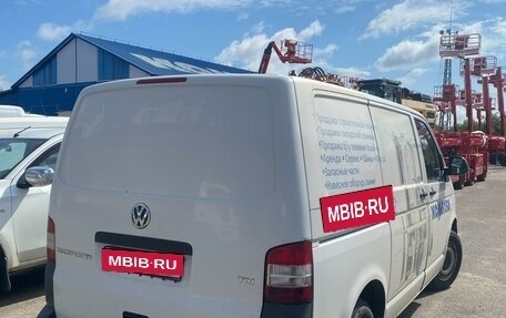 Volkswagen Transporter T5 рестайлинг, 2013 год, 1 500 000 рублей, 4 фотография