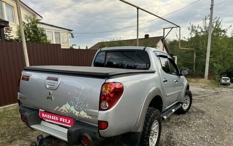 Mitsubishi L200 IV рестайлинг, 2011 год, 1 699 990 рублей, 4 фотография