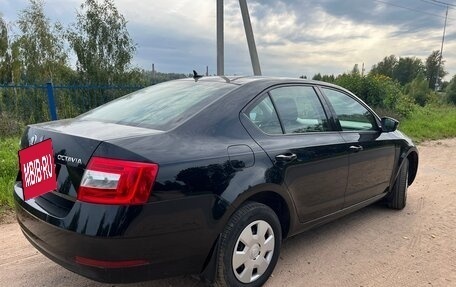 Skoda Octavia, 2018 год, 1 565 000 рублей, 3 фотография