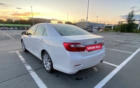 Toyota Camry, 2012 год, 1 700 000 рублей, 2 фотография