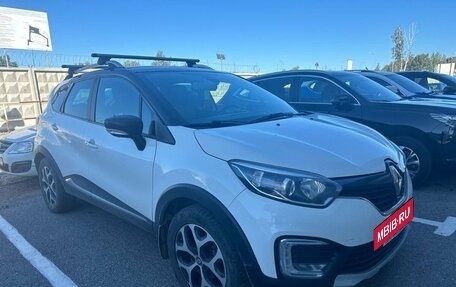 Renault Kaptur I рестайлинг, 2018 год, 1 699 000 рублей, 2 фотография