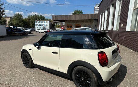 MINI Hatch, 2019 год, 2 600 000 рублей, 9 фотография