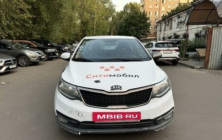 KIA Rio III рестайлинг, 2017 год, 860 000 рублей, 2 фотография