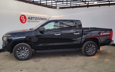 Mitsubishi L200, 2024 год, 4 390 000 рублей, 2 фотография