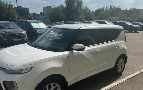 KIA Soul III, 2022 год, 2 250 000 рублей, 2 фотография