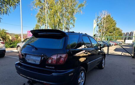 Lexus RX IV рестайлинг, 1998 год, 1 124 000 рублей, 5 фотография