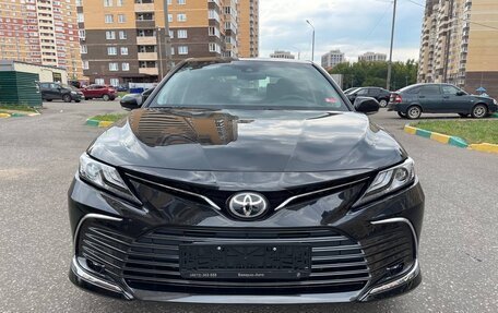 Toyota Camry, 2023 год, 4 250 000 рублей, 4 фотография