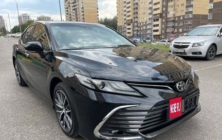 Toyota Camry, 2023 год, 4 250 000 рублей, 2 фотография