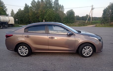 KIA Rio IV, 2019 год, 1 380 000 рублей, 3 фотография