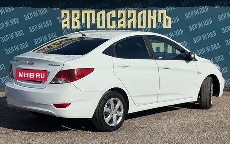 Hyundai Solaris II рестайлинг, 2012 год, 865 000 рублей, 3 фотография