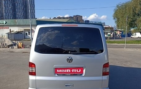 Volkswagen Caravelle T5, 2008 год, 1 800 000 рублей, 4 фотография