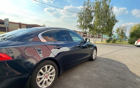 Jaguar XE I рестайлинг, 2016 год, 1 875 000 рублей, 10 фотография