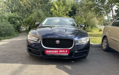 Jaguar XE I рестайлинг, 2016 год, 1 875 000 рублей, 3 фотография