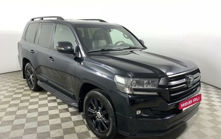 Toyota Land Cruiser 200, 2019 год, 6 495 000 рублей, 3 фотография