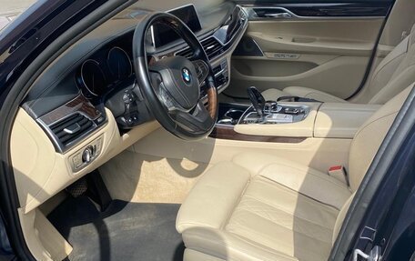 BMW 7 серия, 2015 год, 3 300 000 рублей, 5 фотография