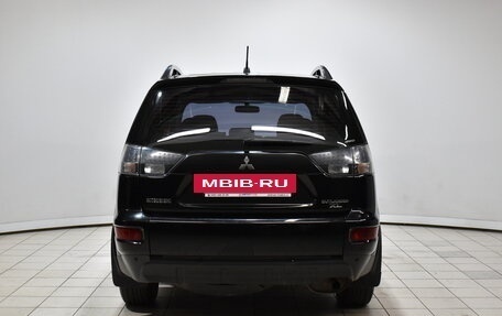 Mitsubishi Outlander III рестайлинг 3, 2011 год, 1 227 000 рублей, 4 фотография