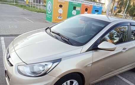 Hyundai Solaris II рестайлинг, 2012 год, 750 000 рублей, 2 фотография