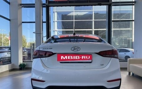 Hyundai Solaris II рестайлинг, 2017 год, 849 000 рублей, 4 фотография