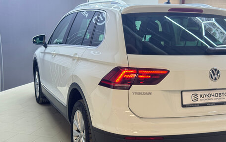 Volkswagen Tiguan II, 2017 год, 2 699 000 рублей, 6 фотография