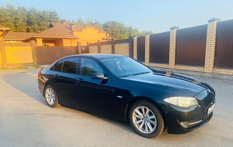 BMW 5 серия, 2013 год, 2 410 000 рублей, 1 фотография