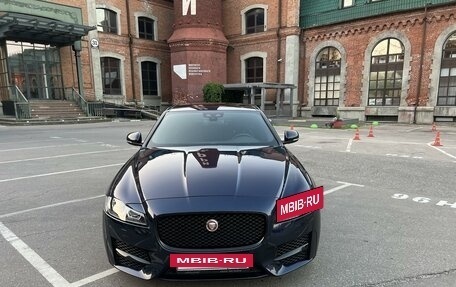 Jaguar XF II, 2017 год, 4 000 000 рублей, 3 фотография