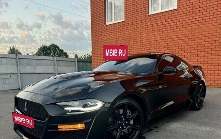 Ford Mustang VI рестайлинг, 2019 год, 4 500 000 рублей, 2 фотография