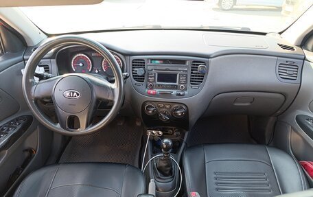 KIA Rio II, 2009 год, 590 000 рублей, 11 фотография