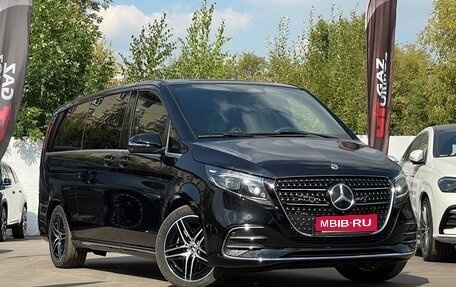 Mercedes-Benz V-Класс, 2024 год, 16 000 000 рублей, 3 фотография