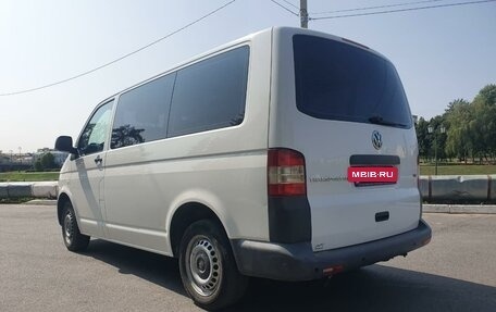 Volkswagen Transporter T5 рестайлинг, 2011 год, 1 800 000 рублей, 3 фотография