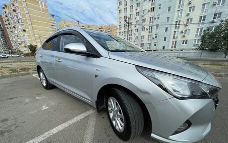 Hyundai Solaris II рестайлинг, 2021 год, 1 850 000 рублей, 6 фотография