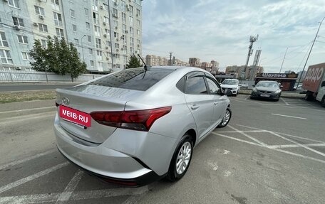 Hyundai Solaris II рестайлинг, 2021 год, 1 850 000 рублей, 3 фотография