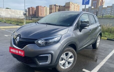 Renault Kaptur I рестайлинг, 2018 год, 1 350 000 рублей, 2 фотография