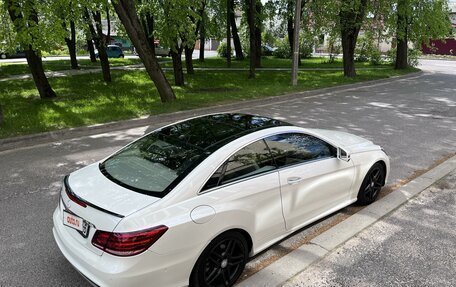 Mercedes-Benz E-Класс, 2014 год, 12 фотография