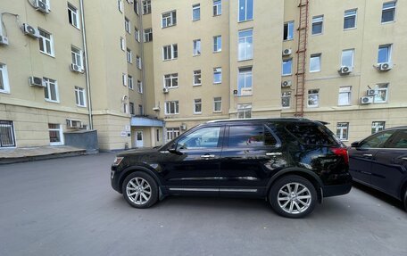 Ford Explorer VI, 2016 год, 2 800 000 рублей, 3 фотография