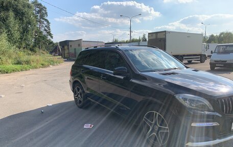 Mercedes-Benz M-Класс, 2012 год, 1 990 000 рублей, 3 фотография