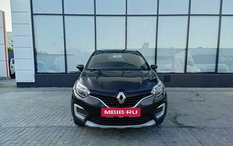 Renault Kaptur I рестайлинг, 2017 год, 1 470 000 рублей, 8 фотография