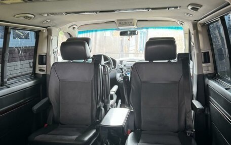 Volkswagen Multivan T5, 2008 год, 1 798 000 рублей, 8 фотография