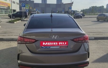 Hyundai Solaris II рестайлинг, 2022 год, 2 100 000 рублей, 4 фотография