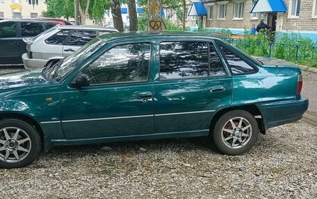 Daewoo Nexia I рестайлинг, 1997 год, 109 000 рублей, 2 фотография