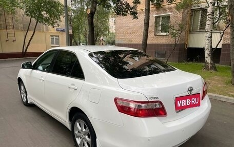 Toyota Camry, 2010 год, 1 300 000 рублей, 6 фотография