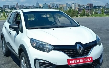 Renault Kaptur I рестайлинг, 2018 год, 1 400 000 рублей, 3 фотография