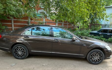 Mercedes-Benz S-Класс, 2012 год, 1 300 000 рублей, 4 фотография