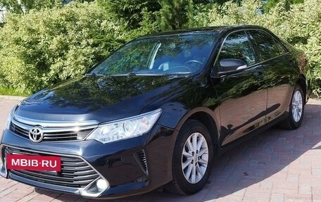 Toyota Camry, 2016 год, 2 350 000 рублей, 8 фотография