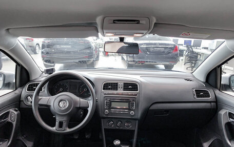 Volkswagen Polo VI (EU Market), 2012 год, 795 000 рублей, 14 фотография