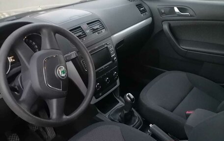 Skoda Yeti I рестайлинг, 2012 год, 820 000 рублей, 5 фотография