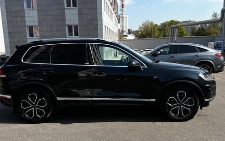 Volkswagen Touareg III, 2016 год, 4 250 000 рублей, 6 фотография