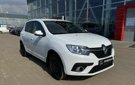 Renault Sandero II рестайлинг, 2018 год, 812 700 рублей, 3 фотография