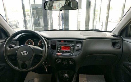 KIA Rio II, 2010 год, 649 000 рублей, 11 фотография